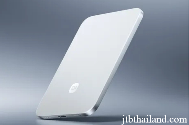 Xiaomi Rilis Power Bank Tipis Setipis iPhone Air